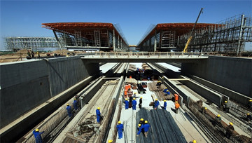 “千里眼”看“鐵巨人”兩不厭，創(chuàng)世無(wú)線安全監(jiān)管助力多